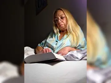 BaditaLuna  live sex cam