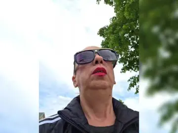 BaditaLuna  live sex cam
