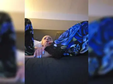 BaditaLuna  live sex cam