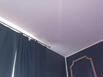 DeeaDiamond1  live sex cam