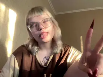 LinaBestie  live sex cam