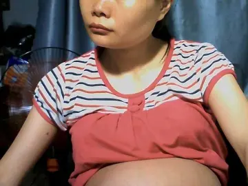 Lovelyhoney  live sex cam