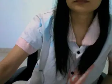 Lovelyhoney  live sex cam