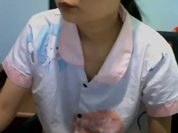 Lovelyhoney  live sex cam