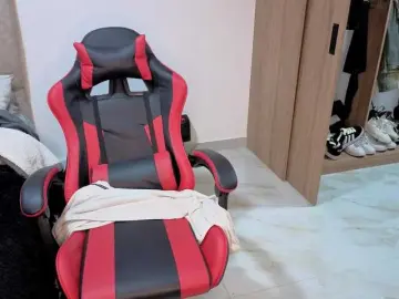 MaloryTay11  live sex cam