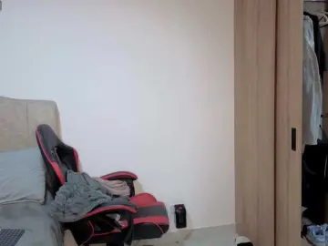 MaloryTay11  live sex cam