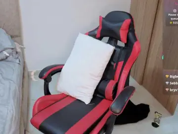 MaloryTay11  live sex cam