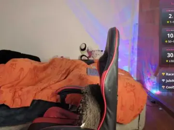 MaloryTay11  live sex cam