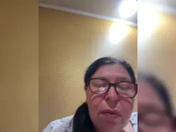 Markuza19  live sex cam