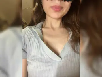 NichtiFiji  live sex cam