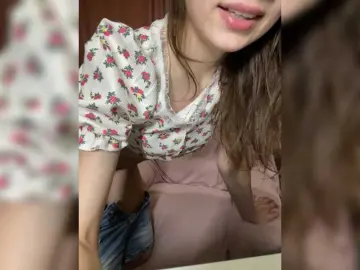 NichtiFiji  live sex cam