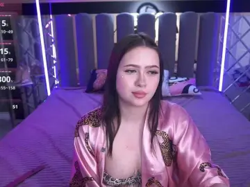 SecretKiraa  live sex cam