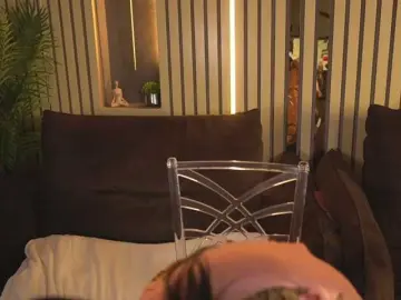 SecretKiraa  live sex cam
