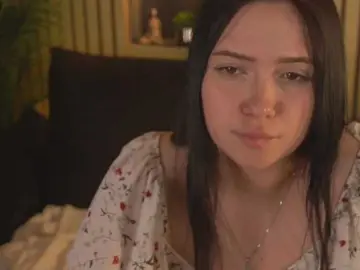 SecretKiraa  live sex cam