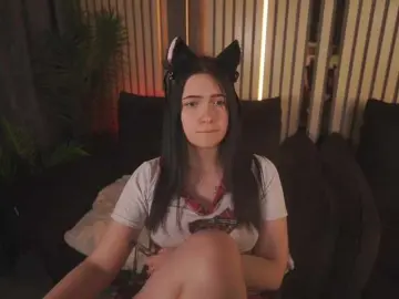 SecretKiraa  live sex cam