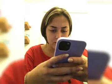VanessaReed  live sex cam