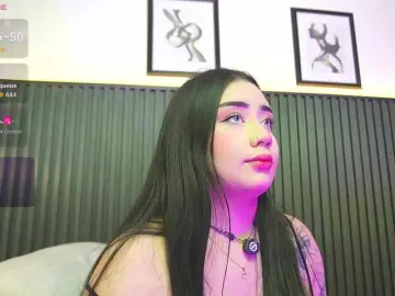 Haylie-1  live sex cam