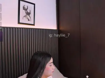 Haylie-1  live sex cam