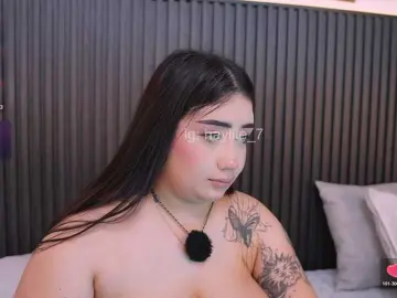 Haylie-1  live sex cam