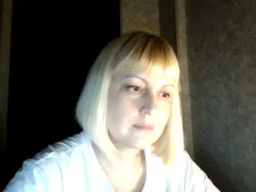 Krisss2016  live sex cam