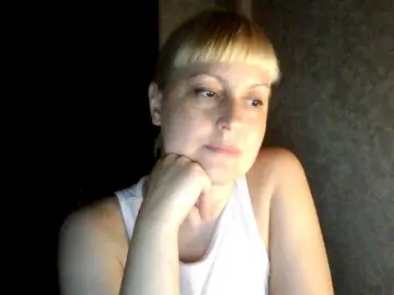 Krisss2016  live sex cam