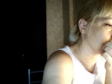 Krisss2016  live sex cam