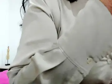 Latinvalery  live sex cam