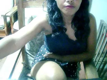 Cathie69  live sex cam