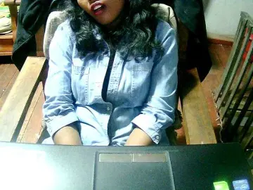 Cathie69  live sex cam