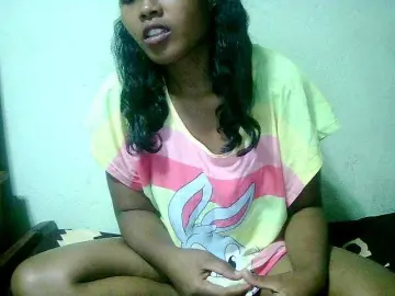 Cathie69  live sex cam