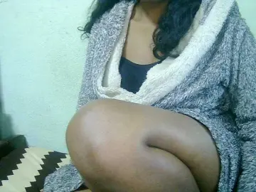 Cathie69  live sex cam