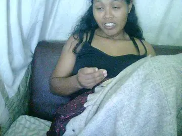 Cathie69  live sex cam