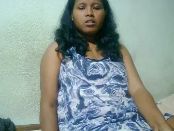 Cathie69  live sex cam