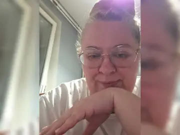 Iremka  live sex cam