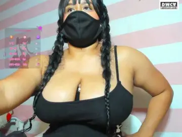 LoveQuinn  live sex cam