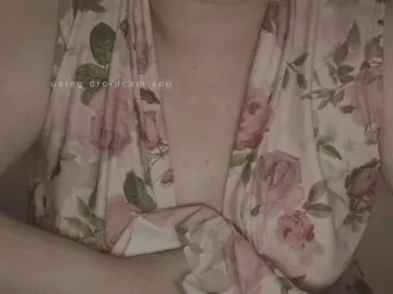 LunarCat54002  live sex cam