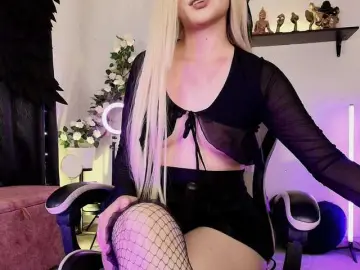 NaugthyBunny  live sex cam