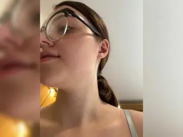 Yanchs  live sex cam