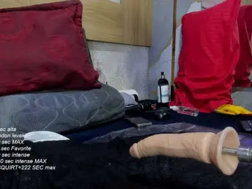 Elifblond  live sex cam