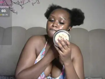 Miss-caramel  live sex cam