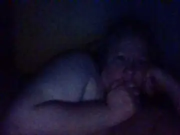 Starlight1983  live sex cam