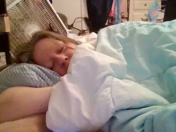 Starlight1983  live sex cam