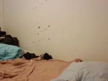 Starlight1983  live sex cam