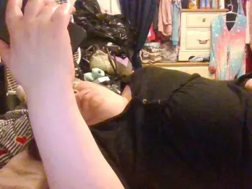 Starlight1983  live sex cam