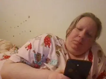 Starlight1983  live sex cam