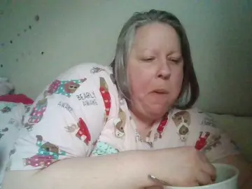 Starlight1983  live sex cam