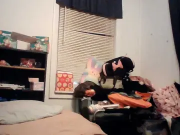 Starlight1983  live sex cam