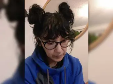 Fruttituttis  live sex cam