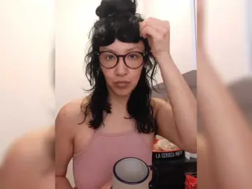 Fruttituttis  live sex cam