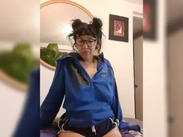 Fruttituttis  live sex cam